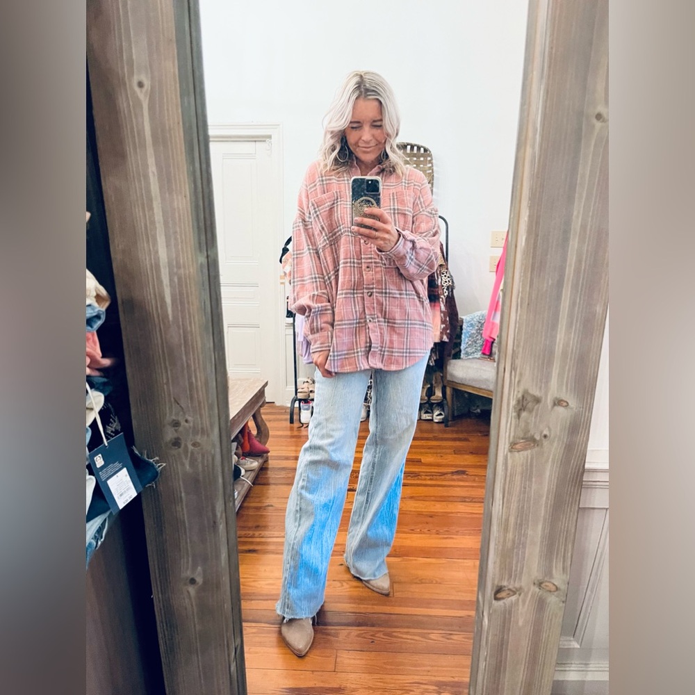 Boutique Shacket - Picture 5 of 5